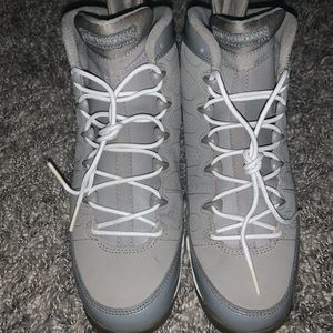 Cool gray 9s